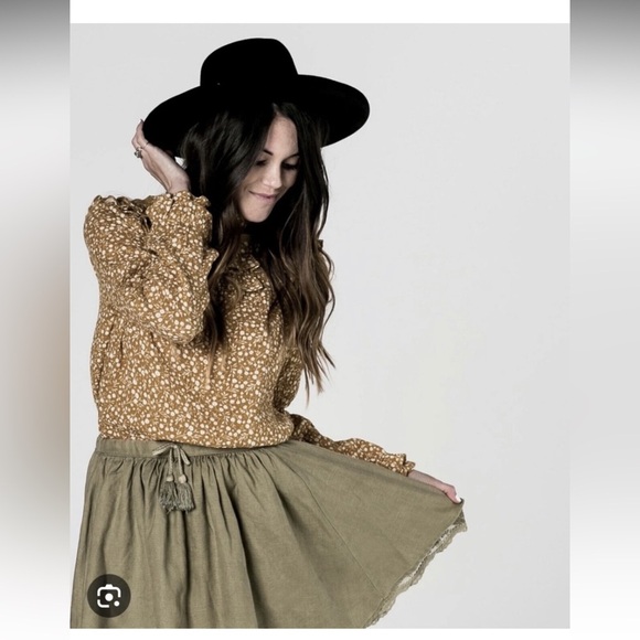 Rylee + Cru Mini Skirt -Mama & Me Women’s Small - Picture 5 of 9